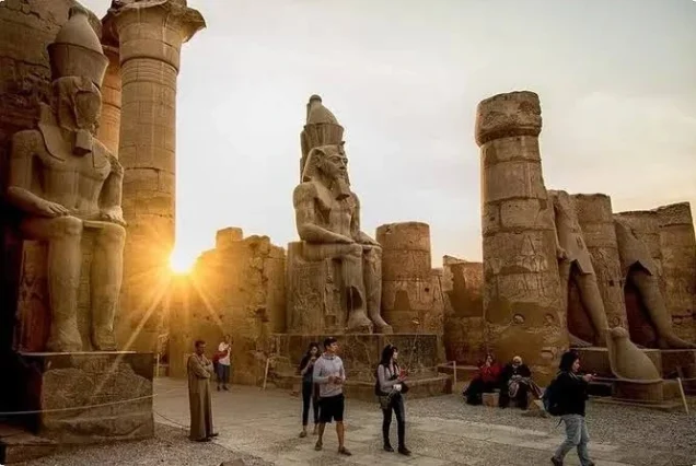 The Egypt Overland Tour Package 8 Days Cairo, Aswan & Luxor