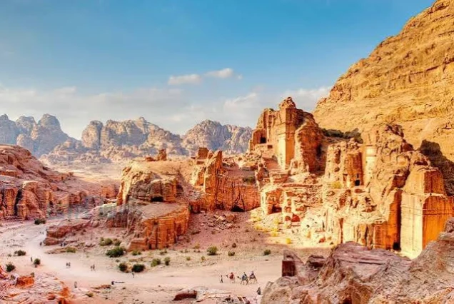 The Ultimate 11 Day Egypt Jordan Tour: Pyramids to Petra